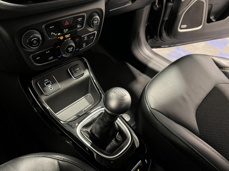 Photo 13 de l'offre de JEEP COMPASS 1.4 I MultiAir II 140 ch BVM6 Limited à 17490€ chez VL Auto
