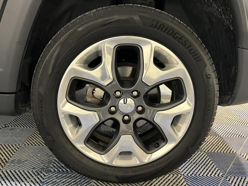 Photo 19 de l'offre de JEEP COMPASS 1.4 I MultiAir II 140 ch BVM6 Limited à 17490€ chez VL Auto