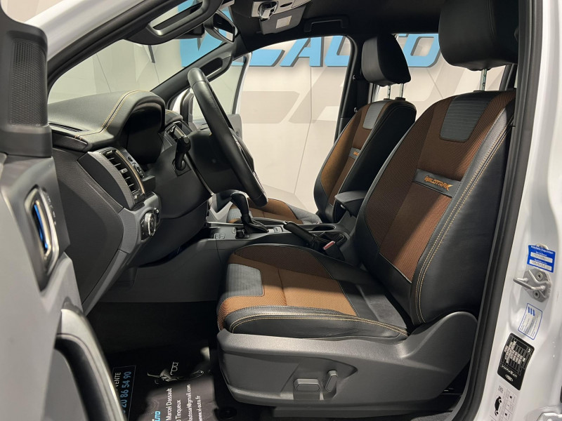 Photo 6 de l'offre de FORD RANGER Double Cabine 3.2 TDCi 200 4X4 BVA6 WILDTRAK à 30990€ chez VL Auto