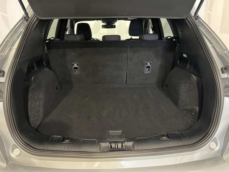 Photo 10 de l'offre de FORD KUGA 2.5 Duratec 190 ch FHEV e-CVT ST-Line à 22490€ chez VL Auto