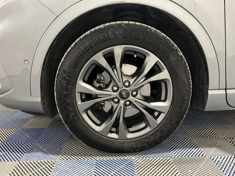 Photo 19 de l'offre de FORD KUGA 2.5 Duratec 190 ch FHEV e-CVT ST-Line à 22490€ chez VL Auto