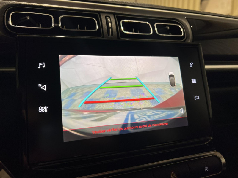 Photo 15 de l'offre de CITROEN C3  BlueHDi 100 S&S BVM5 Shine à 9490€ chez VL Auto