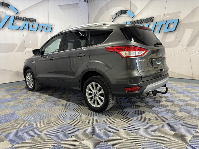 Photo 3 de l'offre de FORD KUGA 1.5 EcoBoost 150 S&S 4x2 BVM6 Titanium à 13490€ chez VL Auto
