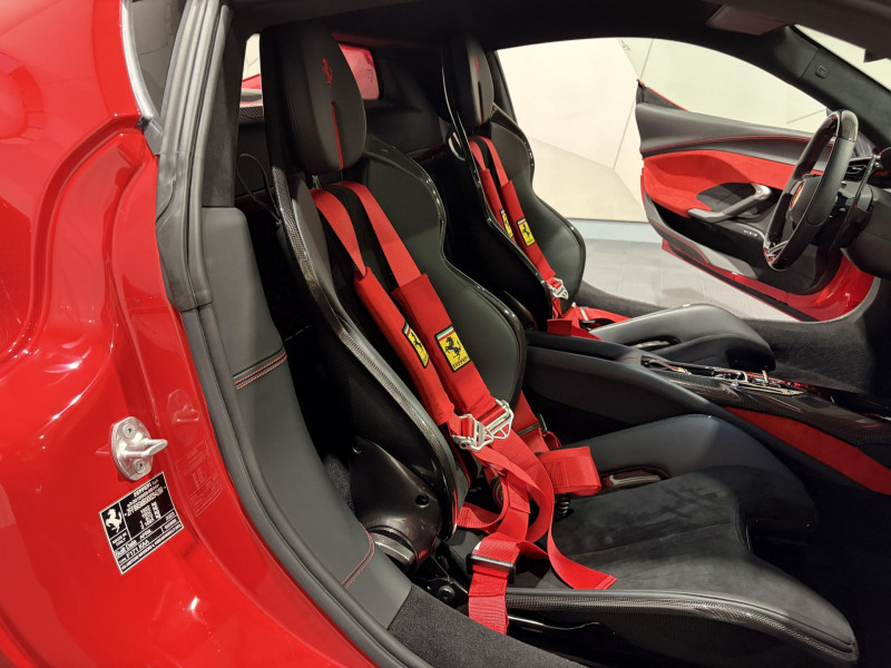 Photo 16 de l'offre de FERRARI 296 GTB  3.0 Turbo V6 Hybride 830 ch à 269990€ chez VL Auto