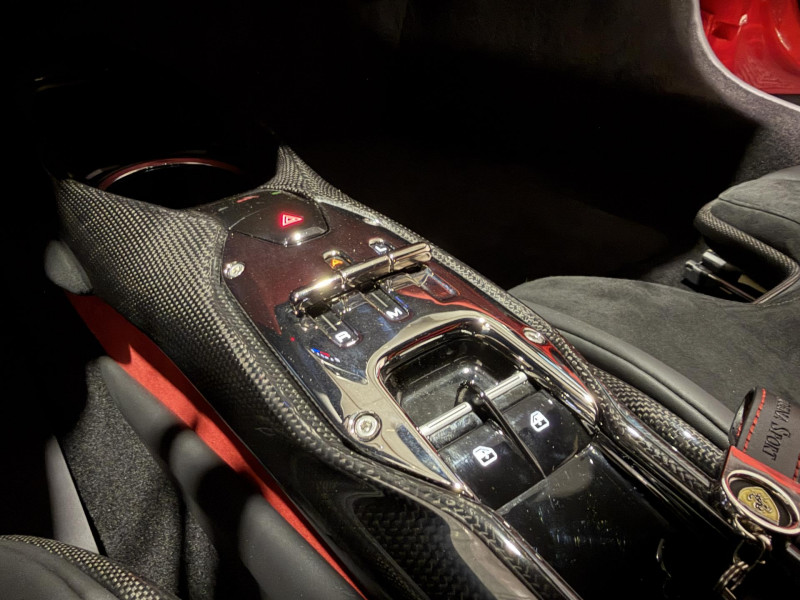 Photo 12 de l'offre de FERRARI 296 GTB  3.0 Turbo V6 Hybride 830 ch à 269990€ chez VL Auto