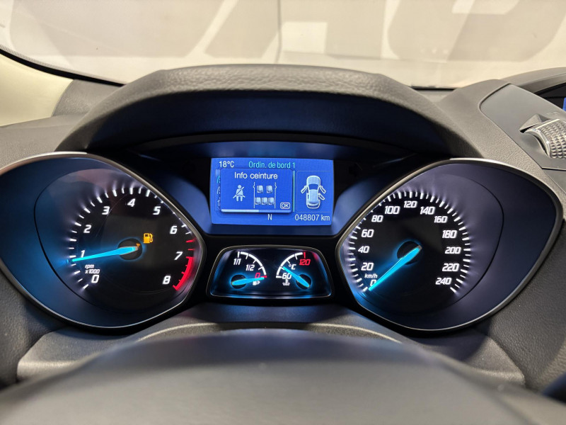 Photo 10 de l'offre de FORD KUGA 1.5 EcoBoost 150 S&S 4x2 BVM6 Titanium à 13490€ chez VL Auto