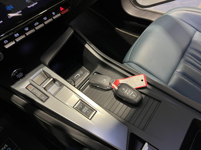 Photo 13 de l'offre de PEUGEOT 308 SW  PHEV 180 e-EAT8 GT à 21990€ chez VL Auto