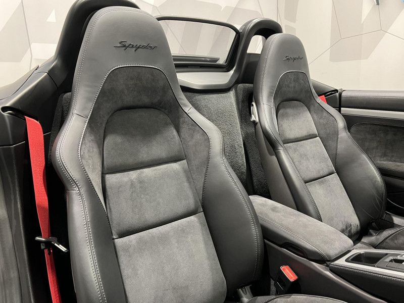 Photo 16 de l'offre de PORSCHE 718 Spyder 4.0i 420 ch à 114990€ chez VL Auto