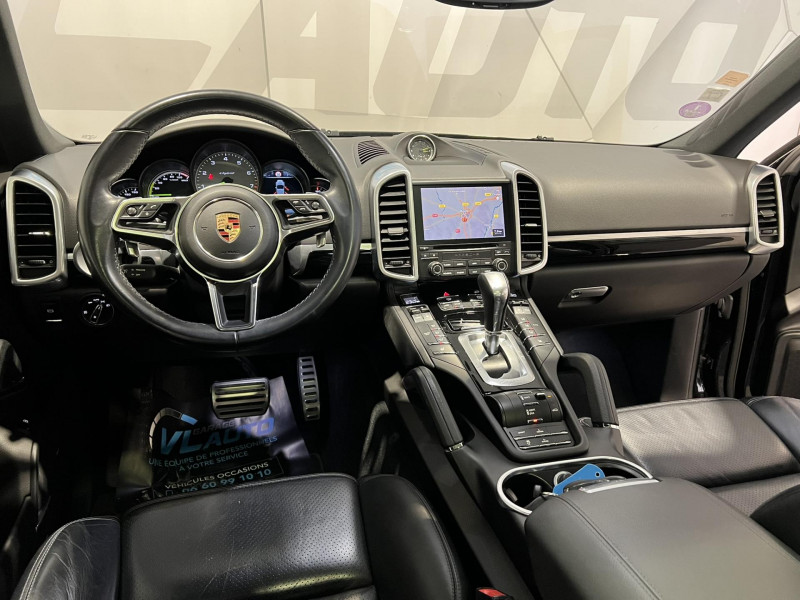 Photo 17 de l'offre de PORSCHE CAYENNE 3.0 V6 416 ch S E-Hybrid Tiptronic BVA à 37990€ chez VL Auto
