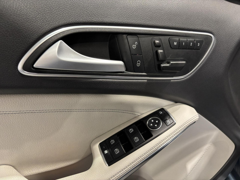 Photo 20 de l'offre de MERCEDES-BENZ GLA 220 CDI Inspiration 7-G DCT BVA à 17490€ chez VL Auto