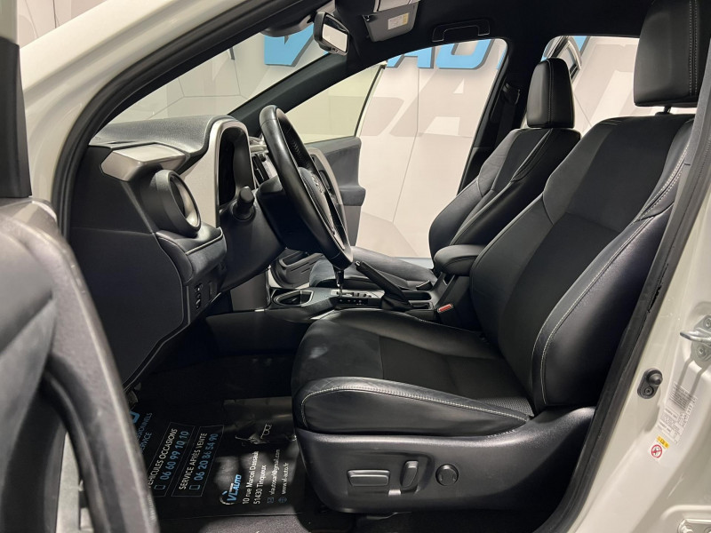 Photo 6 de l'offre de TOYOTA RAV 4 197ch 2WD Style à 19990€ chez VL Auto