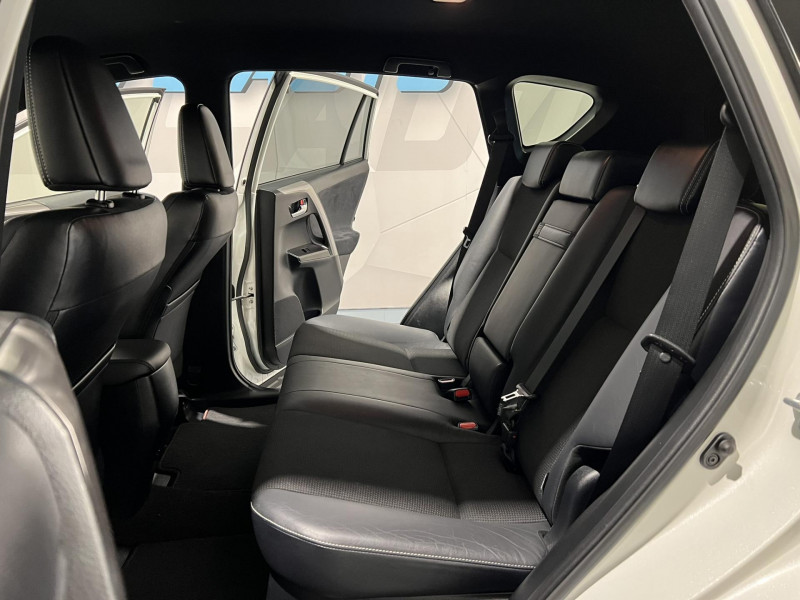 Photo 9 de l'offre de TOYOTA RAV 4 197ch 2WD Style à 19990€ chez VL Auto