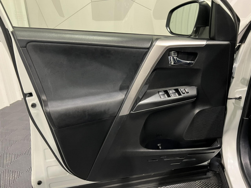 Photo 21 de l'offre de TOYOTA RAV 4 197ch 2WD Style à 19990€ chez VL Auto