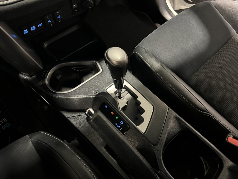 Photo 13 de l'offre de TOYOTA RAV 4 197ch 2WD Style à 19990€ chez VL Auto