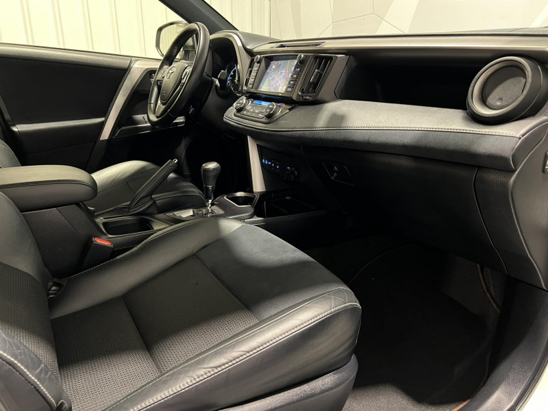 Photo 8 de l'offre de TOYOTA RAV 4 197ch 2WD Style à 19990€ chez VL Auto