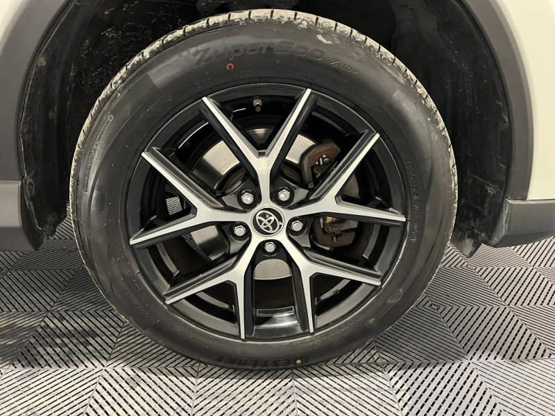 Photo 17 de l'offre de TOYOTA RAV 4 197ch 2WD Style à 19990€ chez VL Auto