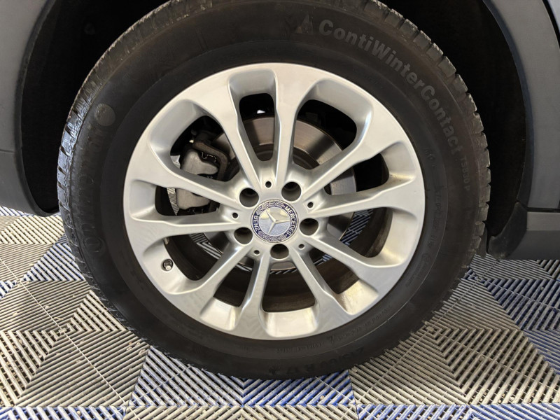 Photo 15 de l'offre de MERCEDES-BENZ GLA 220 CDI Inspiration 7-G DCT BVA à 17490€ chez VL Auto