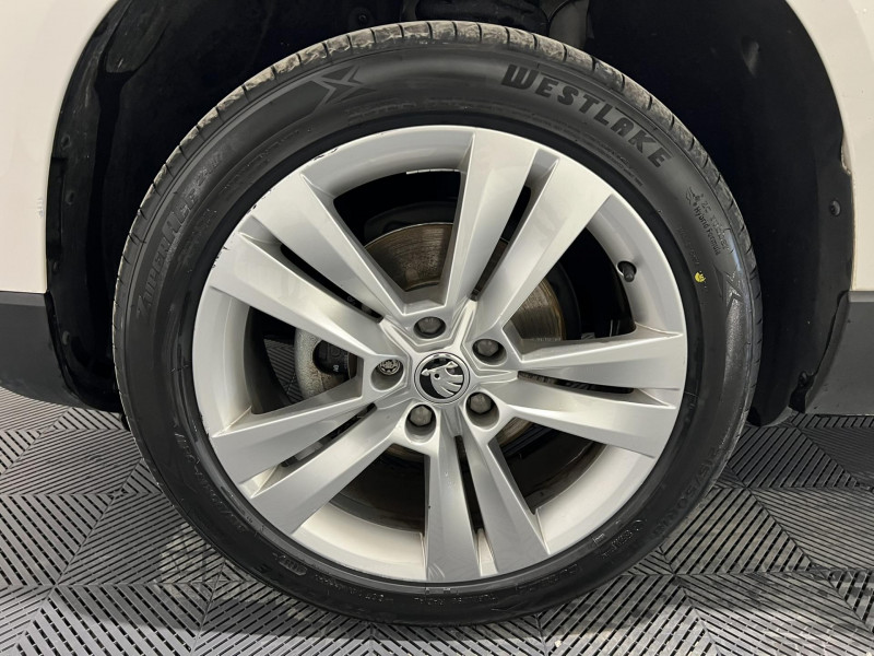 Photo 19 de l'offre de SKODA KAROQ 1.6 TDI 116 ch Business à 13990€ chez VL Auto