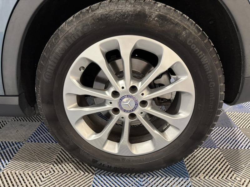 Photo 18 de l'offre de MERCEDES-BENZ GLA 220 CDI Inspiration 7-G DCT BVA à 17490€ chez VL Auto