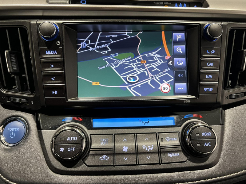 Photo 16 de l'offre de TOYOTA RAV 4 197ch 2WD Style à 19990€ chez VL Auto