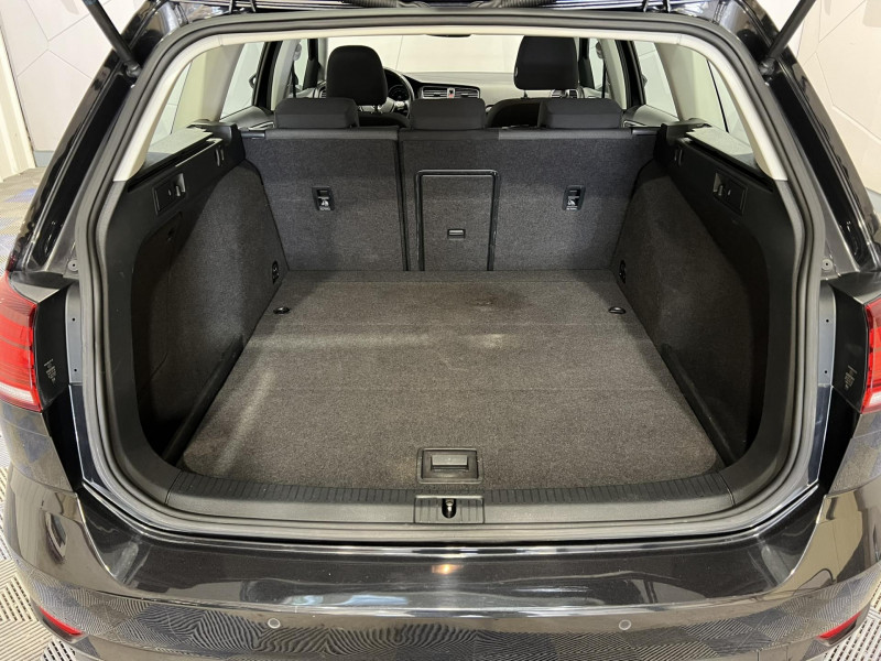 Photo 16 de l'offre de VOLKSWAGEN Golf SW 1.6 TDI 115 BlueMotion Technology DSG7 Confortline Business à 8990€ chez VL Auto