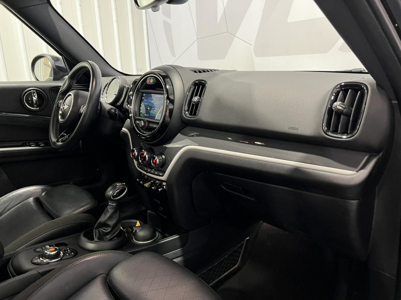 Photo 8 de l'offre de MINI COUNTRYMAN 136 - 88 ch ALL4 BVA6 Cooper SE Exquisite à 18490€ chez VL Auto