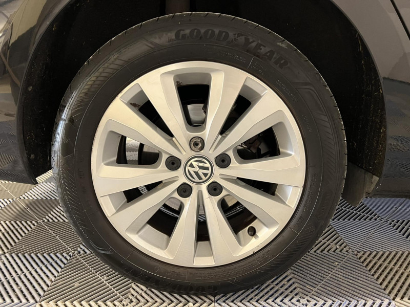 Photo 17 de l'offre de VOLKSWAGEN Golf SW 1.6 TDI 115 BlueMotion Technology DSG7 Confortline Business à 8990€ chez VL Auto