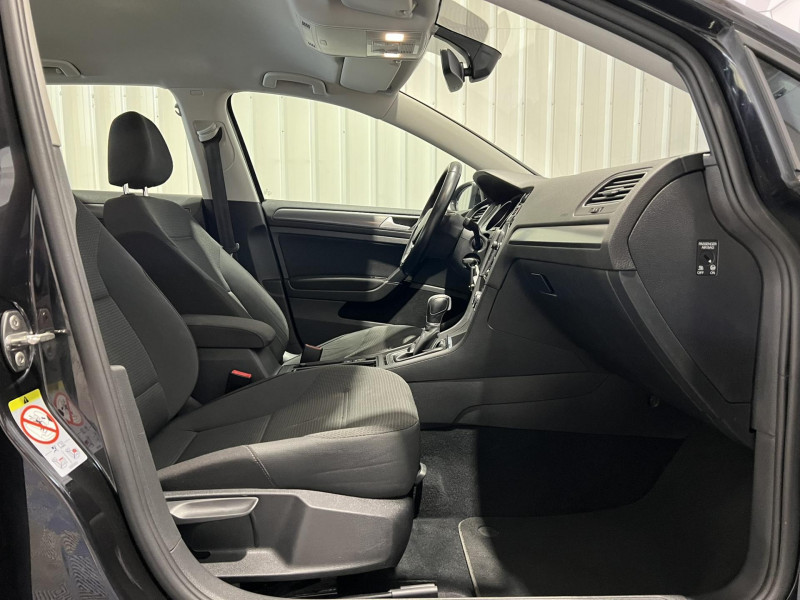 Photo 14 de l'offre de VOLKSWAGEN Golf SW 1.6 TDI 115 BlueMotion Technology DSG7 Confortline Business à 8990€ chez VL Auto