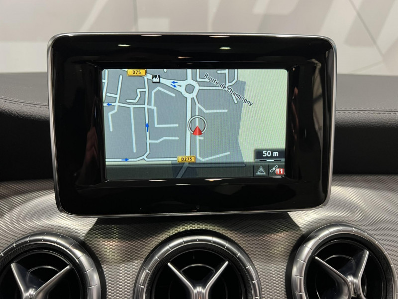 Photo 16 de l'offre de MERCEDES-BENZ CLA  200 CDI Fascination 7-G DCT BVA à 17990€ chez VL Auto