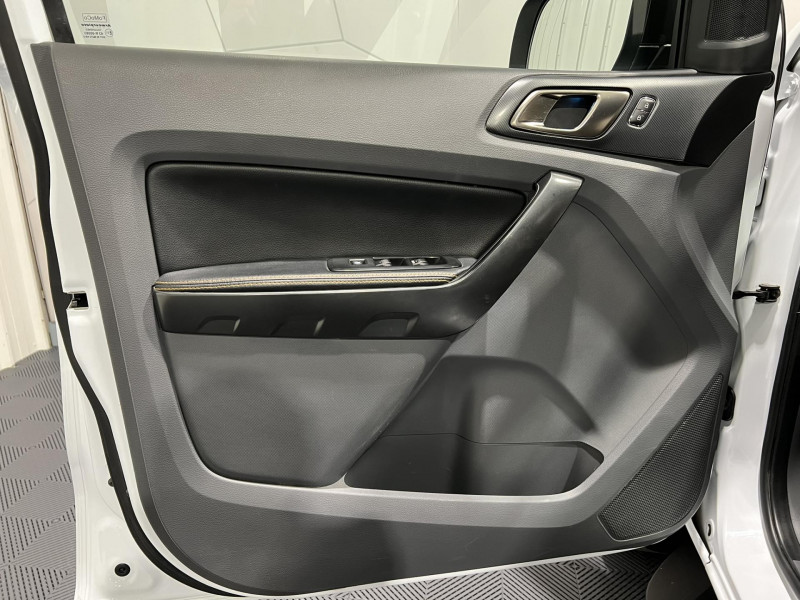 Photo 20 de l'offre de FORD RANGER  Double Cabine 3.2 TDCi 200 4X4 BVA6 WILDTRAK à 31490€ chez VL Auto