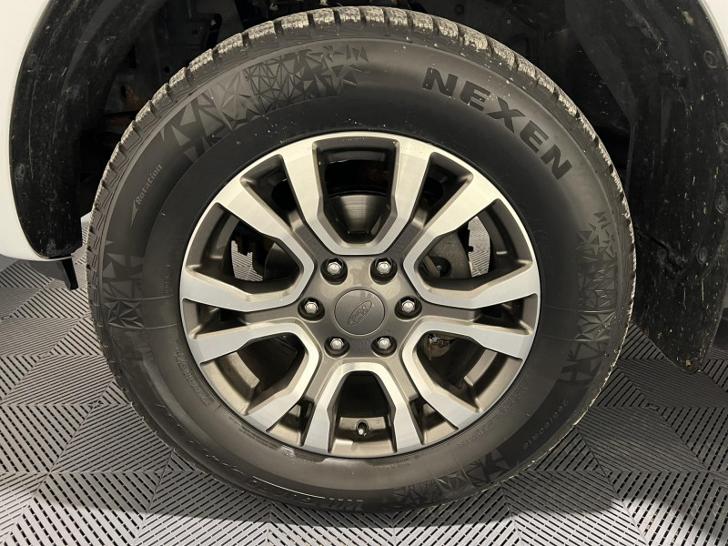 Photo 19 de l'offre de FORD RANGER  Double Cabine 3.2 TDCi 200 4X4 BVA6 WILDTRAK à 31490€ chez VL Auto