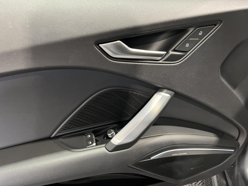 Photo 21 de l'offre de AUDI TT 45 TFSI 245 S tronic 7 Quattro S line à 30990€ chez VL Auto