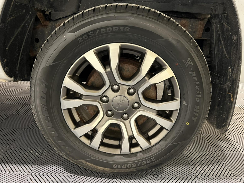 Photo 18 de l'offre de FORD RANGER  Double Cabine 3.2 TDCi 200 4X4 BVA6 WILDTRAK à 31490€ chez VL Auto