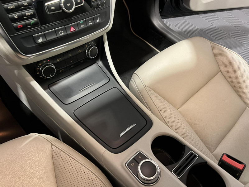 Photo 13 de l'offre de MERCEDES-BENZ CLA  200 CDI Fascination 7-G DCT BVA à 17990€ chez VL Auto