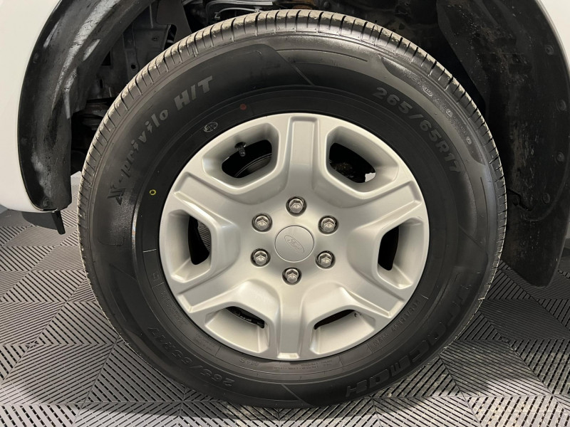 Photo 20 de l'offre de FORD RANGER DOUBLE CABINE 3.2 TDCi 200 4X4 BVA6 LIMITED à 23990€ chez VL Auto