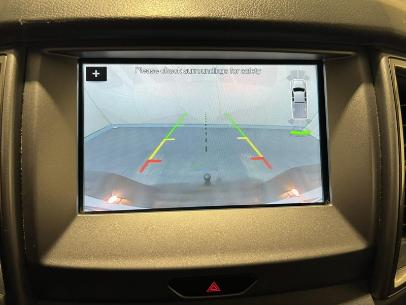 Photo 15 de l'offre de FORD RANGER DOUBLE CABINE 3.2 TDCi 200 4X4 BVA6 LIMITED à 23990€ chez VL Auto