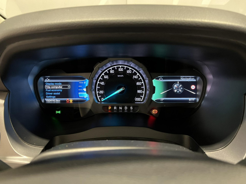 Photo 11 de l'offre de FORD RANGER DOUBLE CABINE 3.2 TDCi 200 4X4 BVA6 LIMITED à 23990€ chez VL Auto