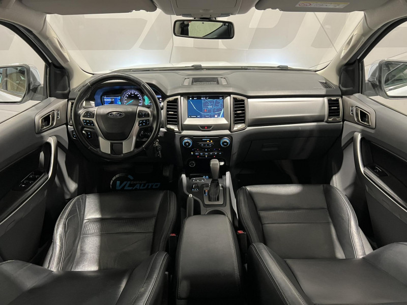 Photo 7 de l'offre de FORD RANGER DOUBLE CABINE 3.2 TDCi 200 4X4 BVA6 LIMITED à 23990€ chez VL Auto