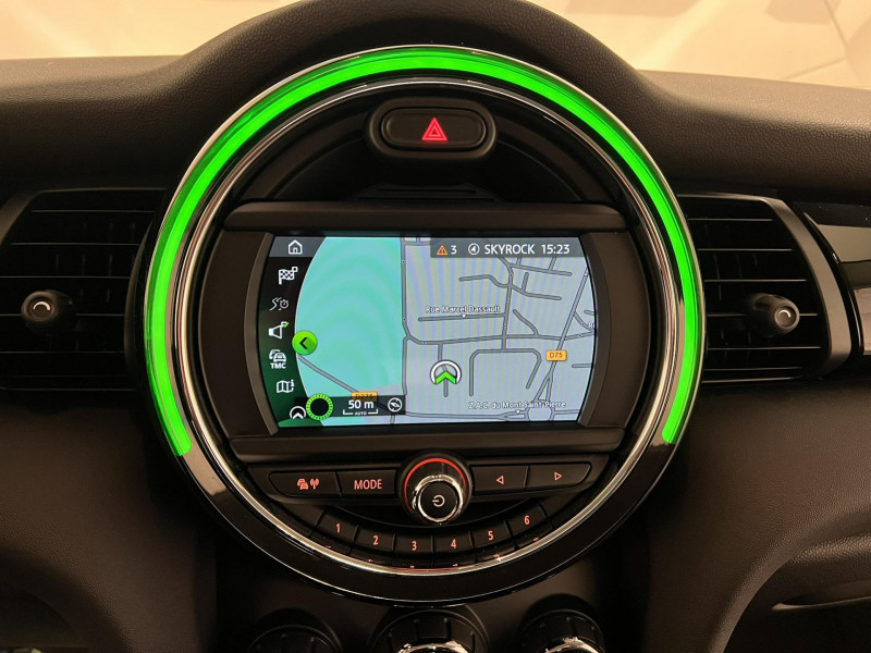 Photo 15 de l'offre de MINI MINI 3 Portes Cooper 136 ch BVA7 à 17490€ chez VL Auto