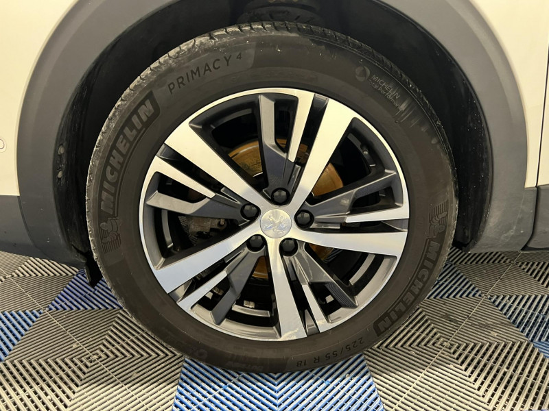 Photo 17 de l'offre de PEUGEOT 3008  BlueHDi 130ch S&S BVM6 Allure Pack à 15990€ chez VL Auto