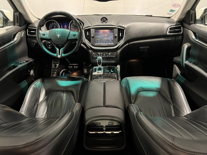 Photo 7 de l'offre de MASERATI GHIBLI 3.0 V6 330 BVA à 27990€ chez VL Auto