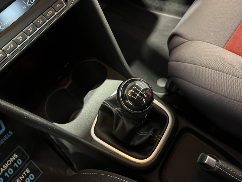 Photo 13 de l'offre de VOLKSWAGEN POLO 1.6 TDI 90 CR FAP Cross Polo à 10990€ chez VL Auto