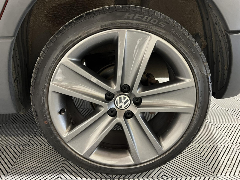 Photo 17 de l'offre de VOLKSWAGEN POLO 1.6 TDI 90 CR FAP Cross Polo à 10990€ chez VL Auto