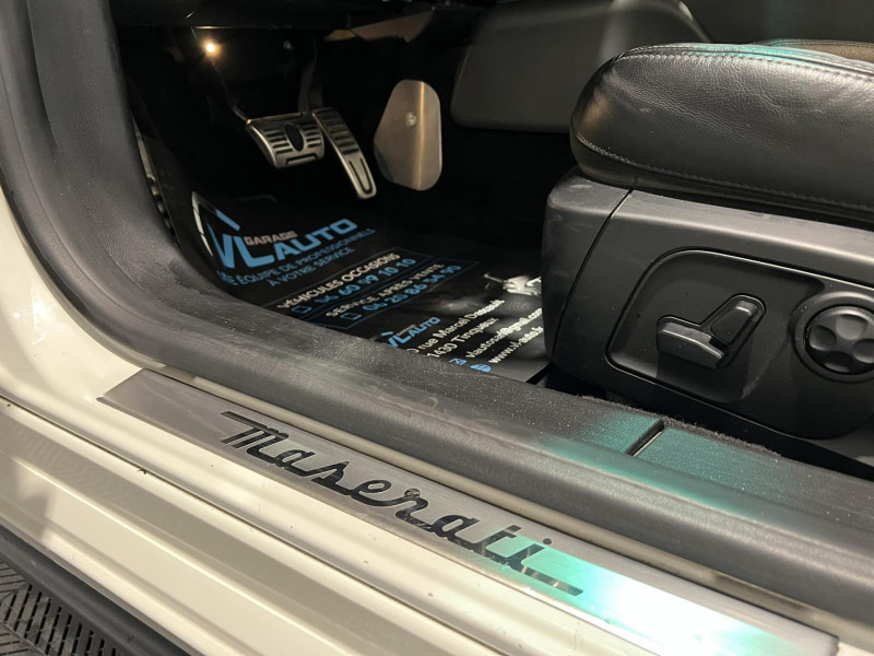 Photo 16 de l'offre de MASERATI GHIBLI 3.0 V6 330 BVA à 27990€ chez VL Auto