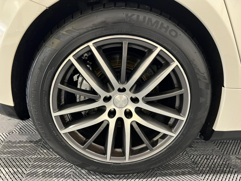Photo 18 de l'offre de MASERATI GHIBLI 3.0 V6 330 BVA à 27990€ chez VL Auto