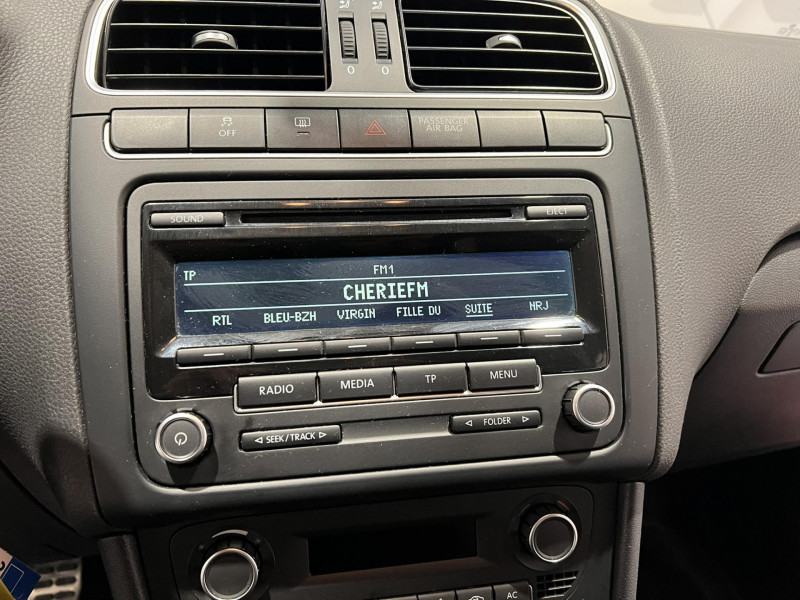 Photo 20 de l'offre de VOLKSWAGEN POLO 1.6 TDI 90 CR FAP Cross Polo à 10990€ chez VL Auto