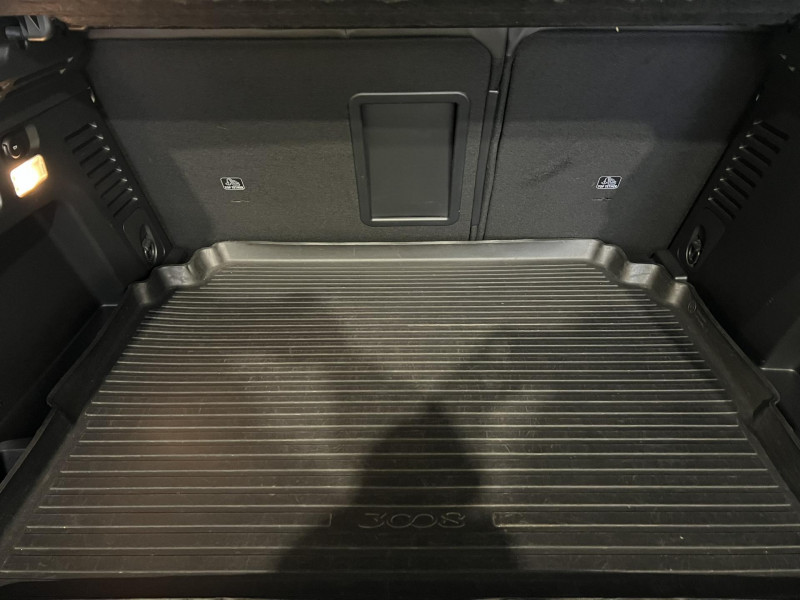 Photo 20 de l'offre de PEUGEOT 3008  BlueHDi 130ch S&S BVM6 Allure Pack à 15990€ chez VL Auto