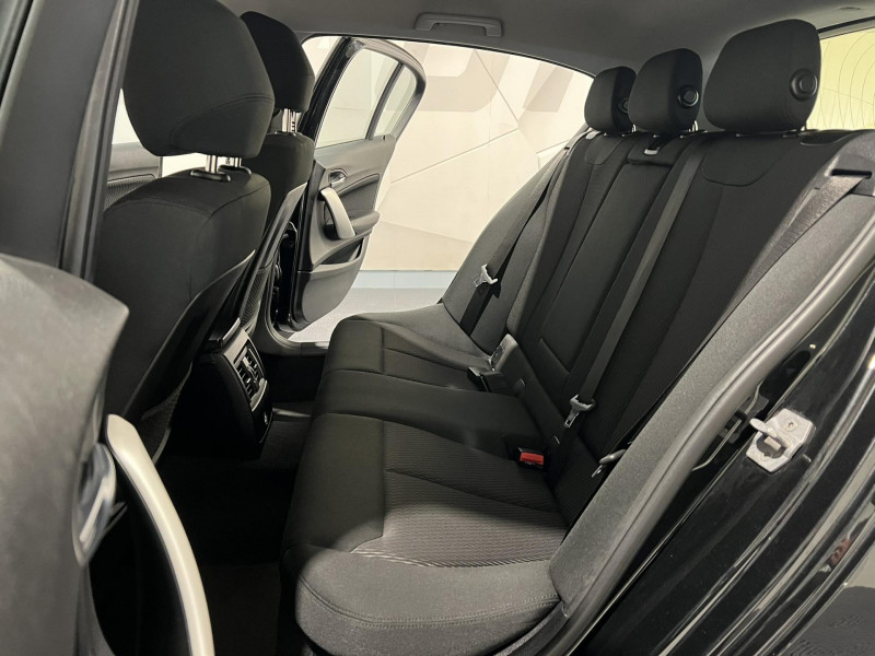 Photo 9 de l'offre de BMW SERIE 1 118i 136 ch BVA8 F20 LCI2 Lounge à 16990€ chez VL Auto