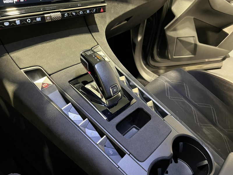 Photo 13 de l'offre de DS DS 7 CROSSBACK 180 EAT8 Performance Line à 20990€ chez VL Auto