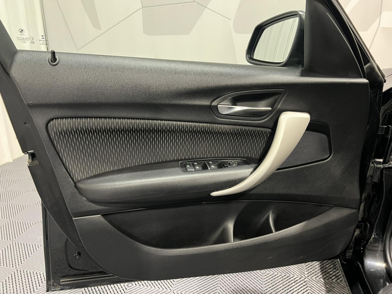 Photo 20 de l'offre de BMW SERIE 1 118i 136 ch BVA8 F20 LCI2 Lounge à 16990€ chez VL Auto